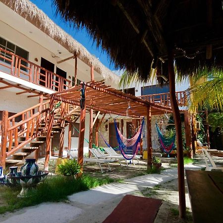 Hotel Golden Paradise Town à Holbox Extérieur photo