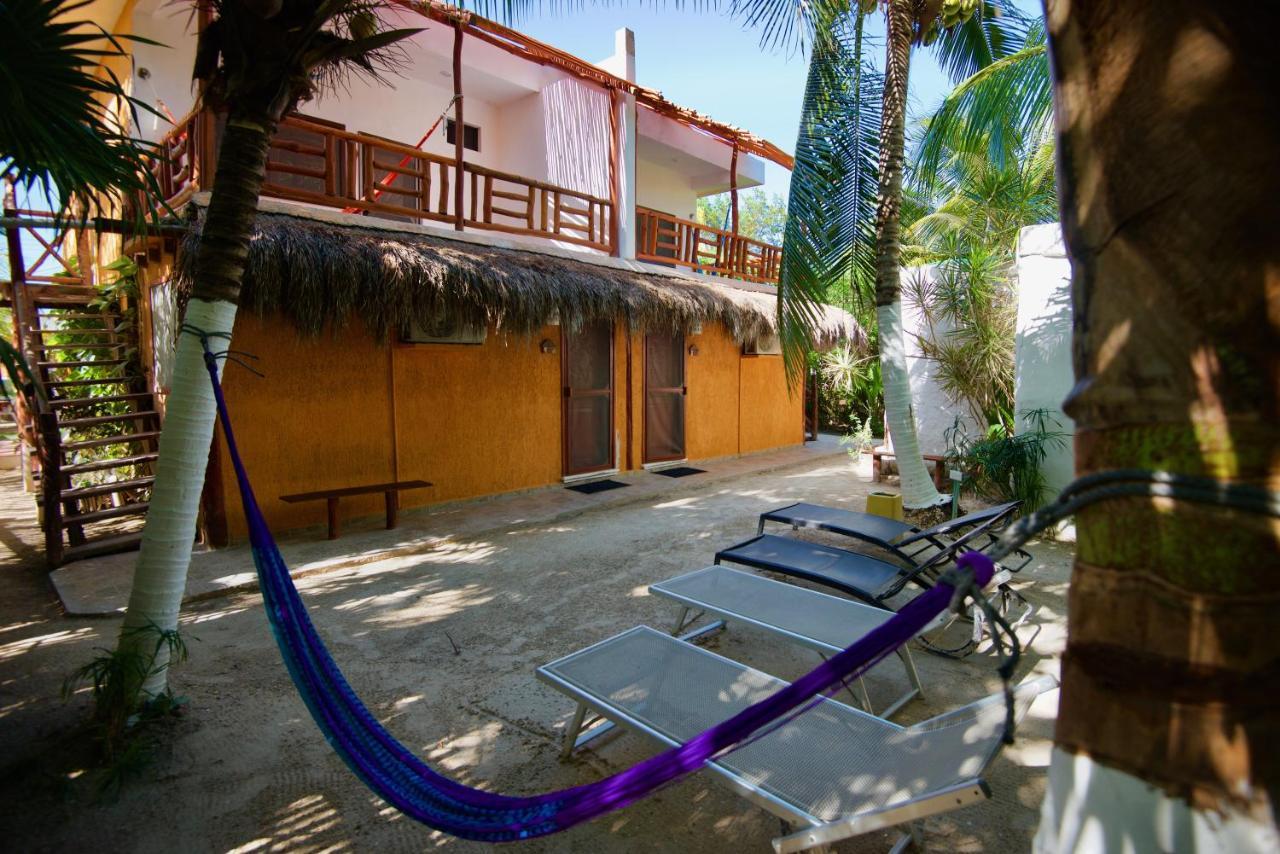 Hotel Golden Paradise Town à Holbox Extérieur photo